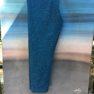 Beyond Yoga Blue Spacedye Crop Yoga Leggings pants